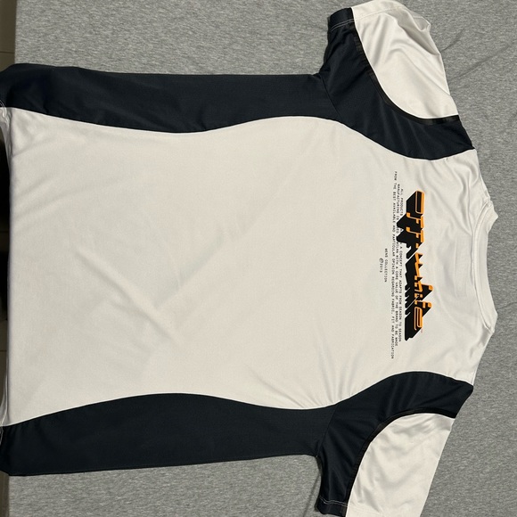 Off white Tee shirt - Picture 2 of 4